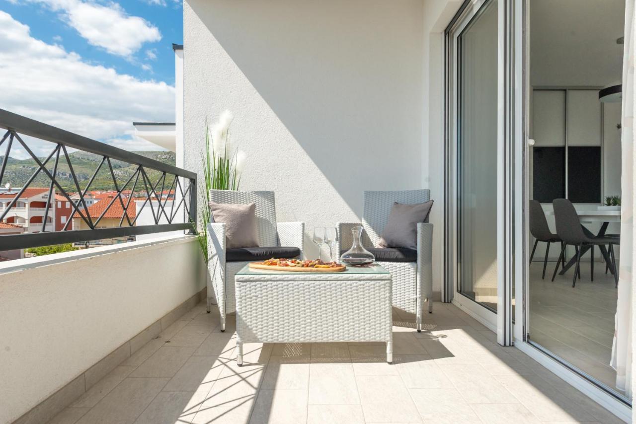 Modern 4* Luxury Apartment In Center トロギール エクステリア 写真